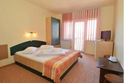 Servus Imobiliare-0